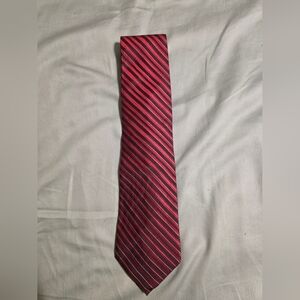 Perry Ellis Portfolio Red And Black Tie
